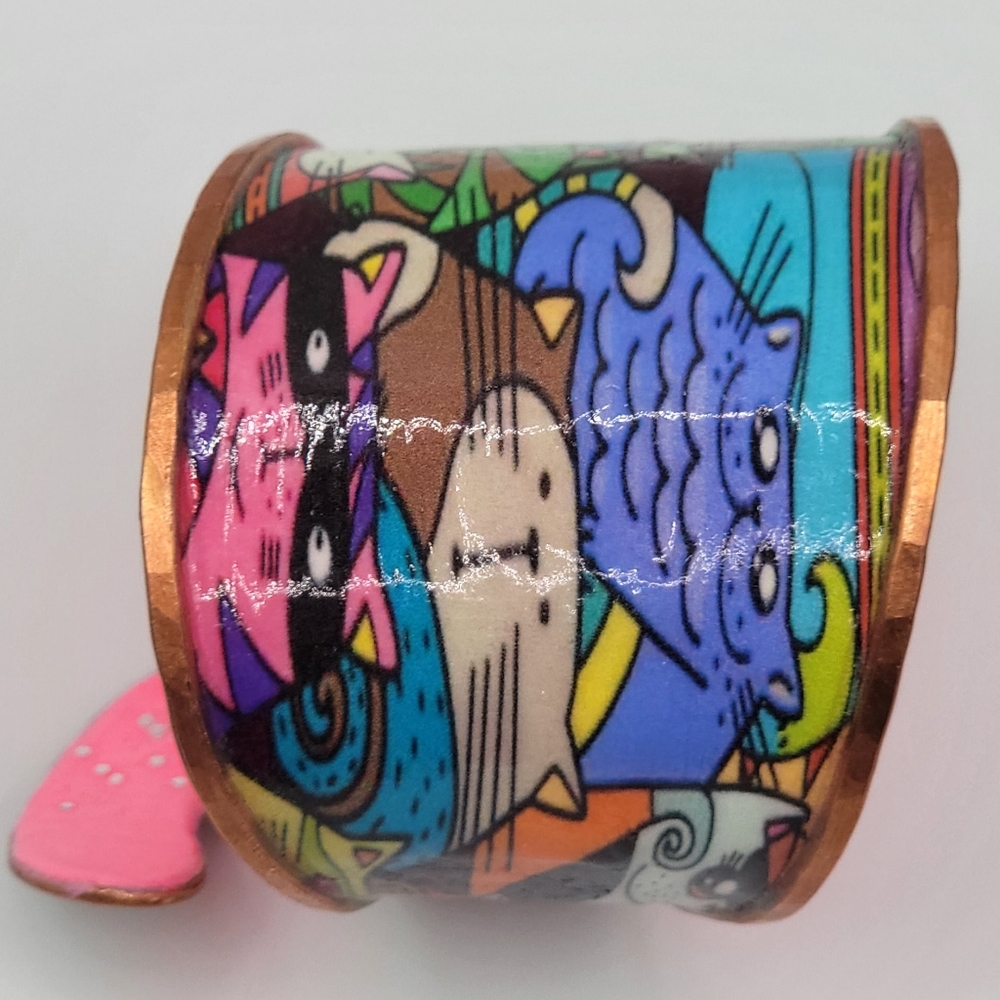 Cat Cuff - Picture 7 of 11